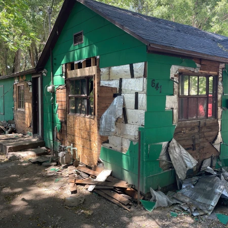 Lincoln Exterior Before